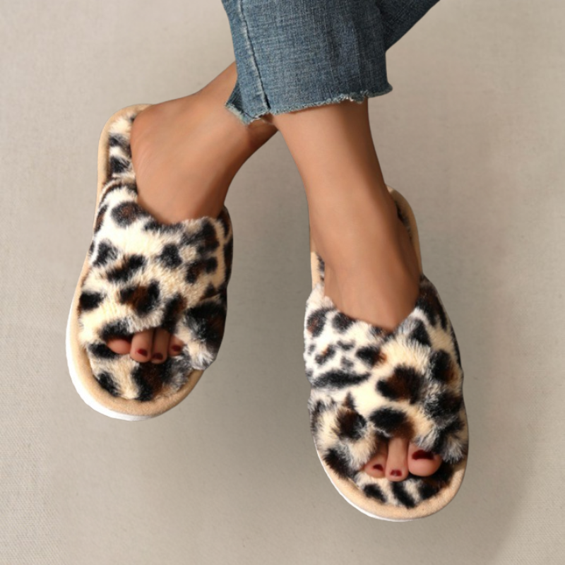 Soft and warm leopard print slippers for women