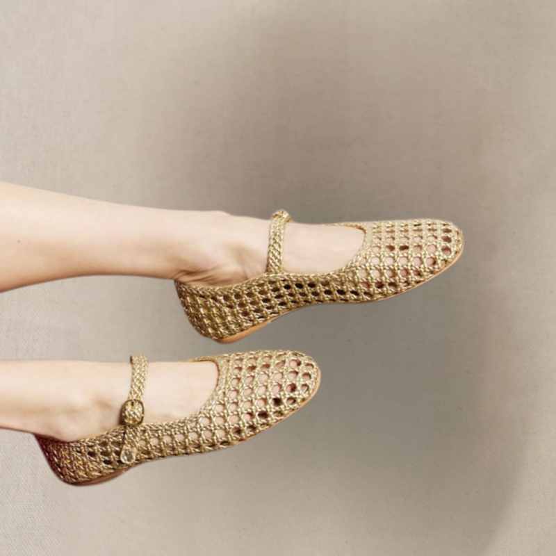 Handcrafted Comfort, Effortless Summer Elegance