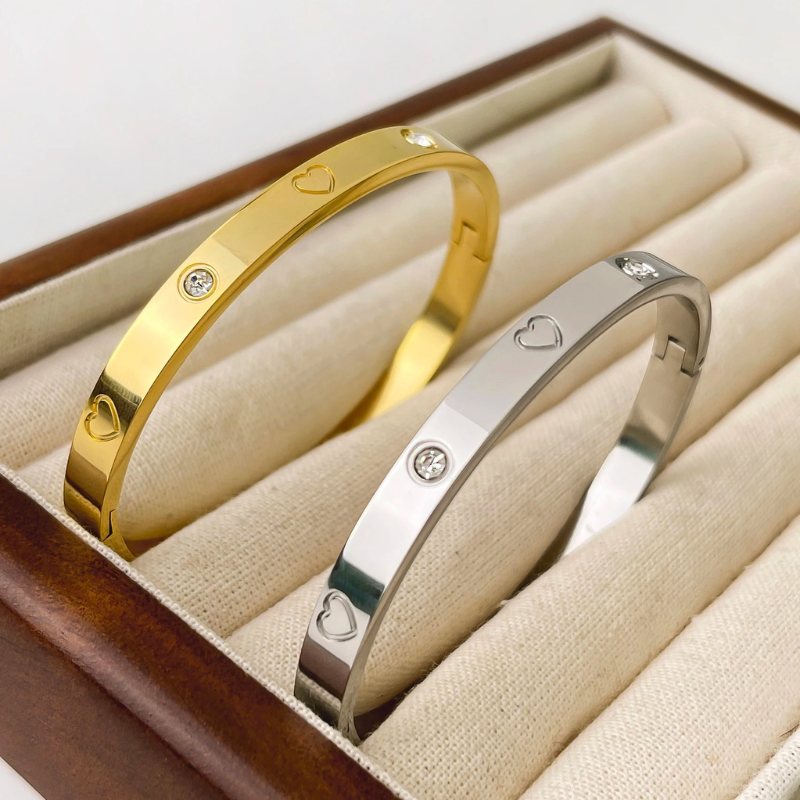 Ella Gold Bangle Bracelet in an elegant gift box for gifting