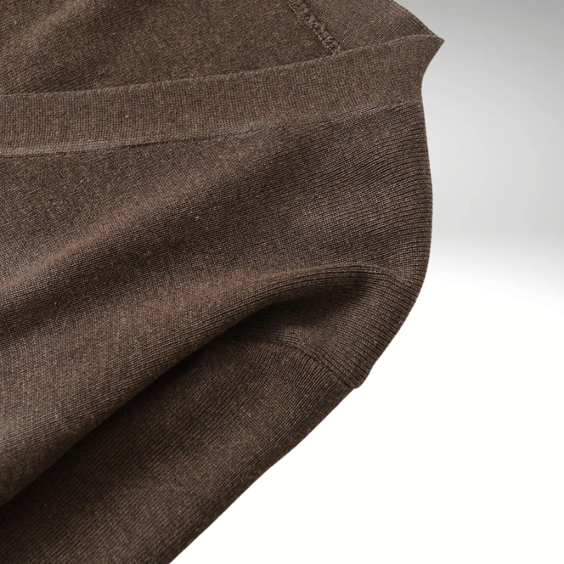 Oversized cardigan with V-neck and long sleeves