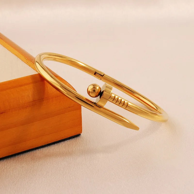 Miley - Bracelet en acier inoxydable doré pour femmes – Perles rondes élégantes, bijou chic et durable