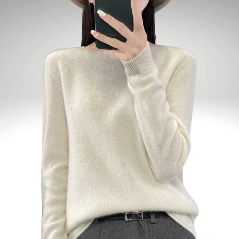 Women’s white wool sweater – lightweight warm merino knit